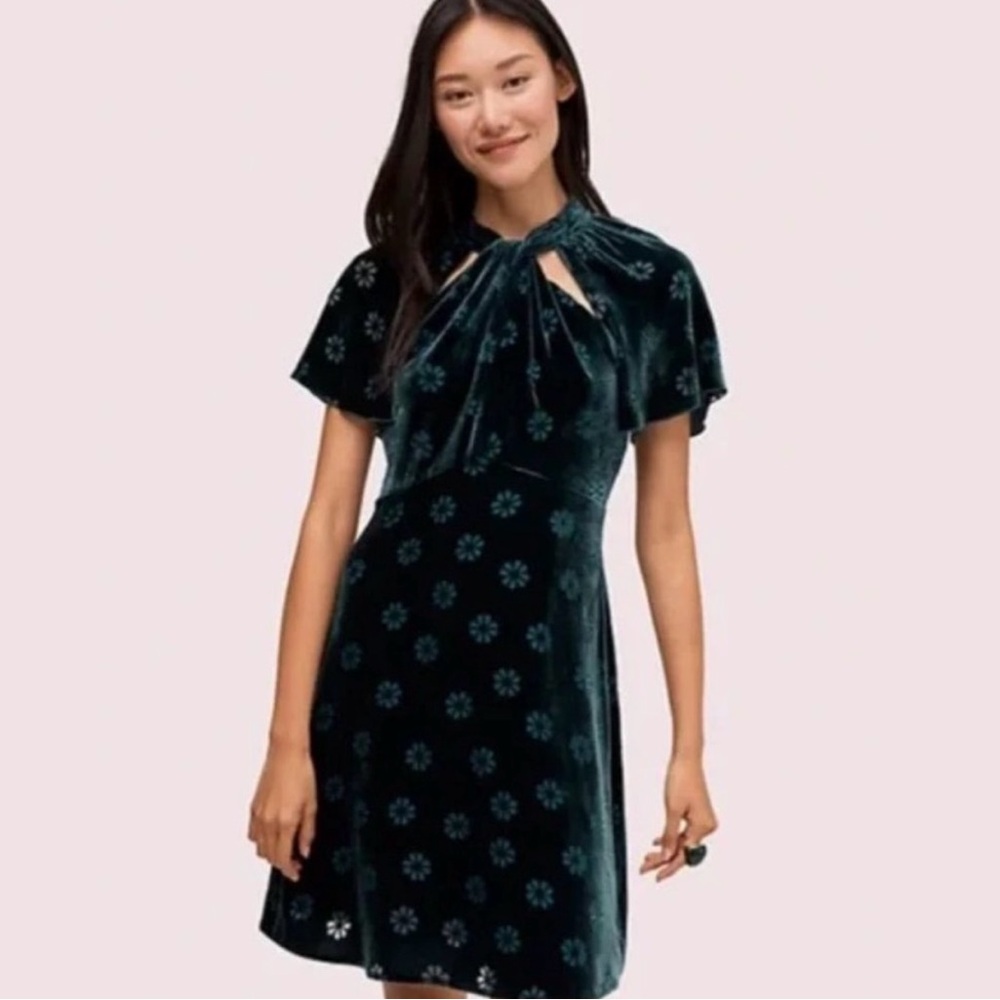 Kate spade green velvet flutter sleeve clover dress